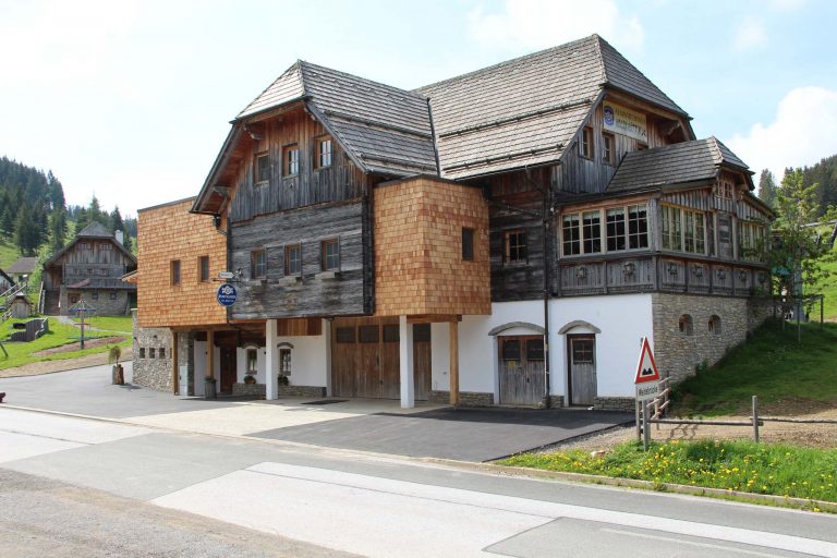 holdahuettn 2018 768x512