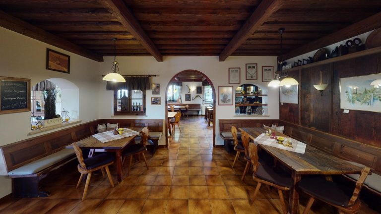 Pugl Dining Room 768x432